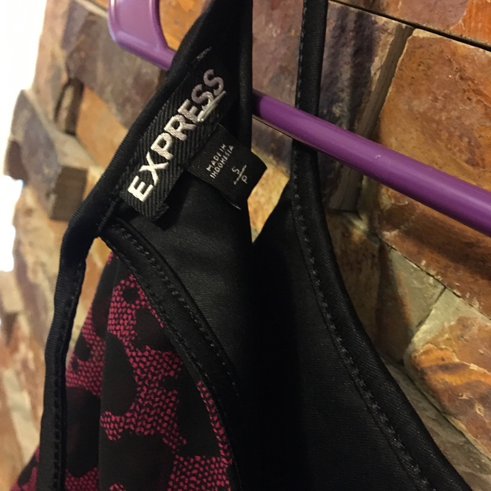 Express Halter Top - Picture 4 of 5